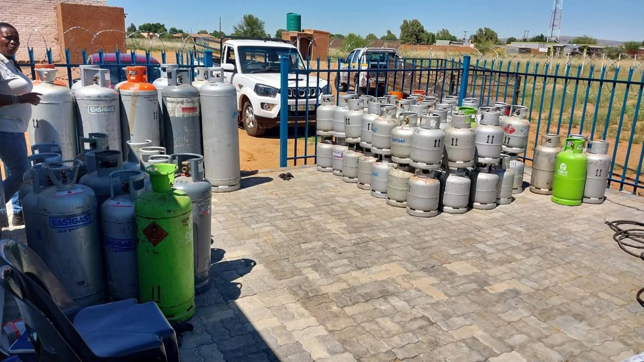LPG cylinders for sale and refill